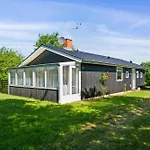 Cozy Near Close To Forest, Dunes And One Of Denmarks Bathing Beaches Semesterbostad
